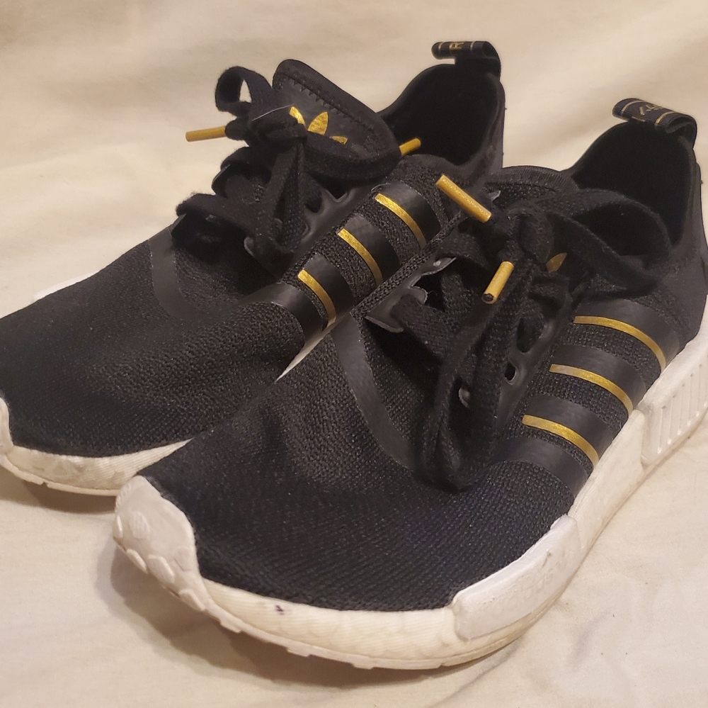 Adidas Gold Striped Black Tennis Shoes